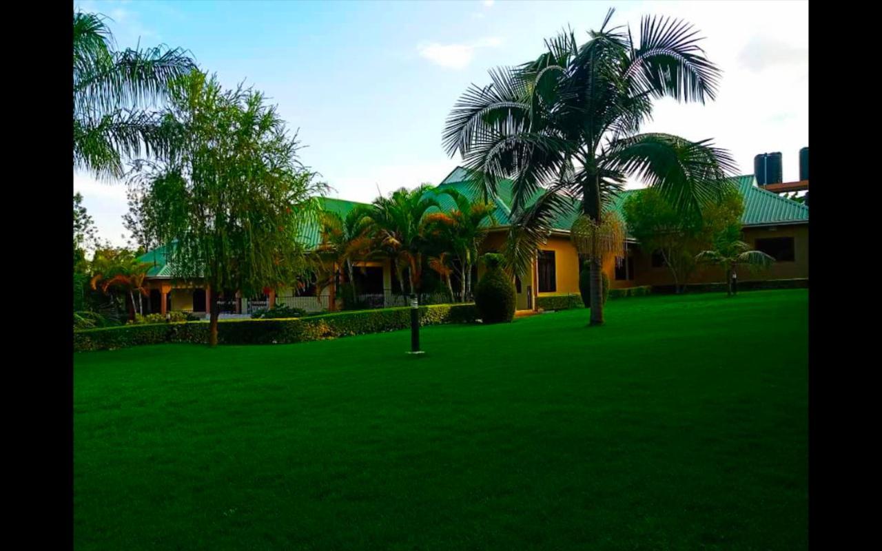 Africa Lodge Arusha Nkoaranga Exterior photo